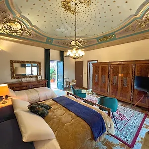 Couette-café Allure Palace, Acireale